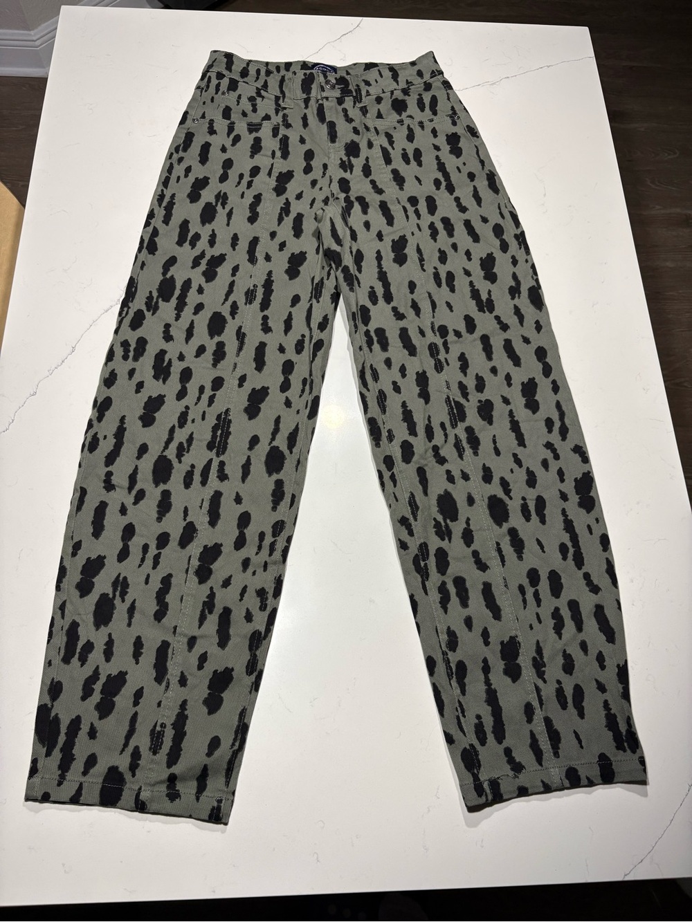 Scoop NYC Olive and Black Spot Print Trousers Women’s Pants Size 2